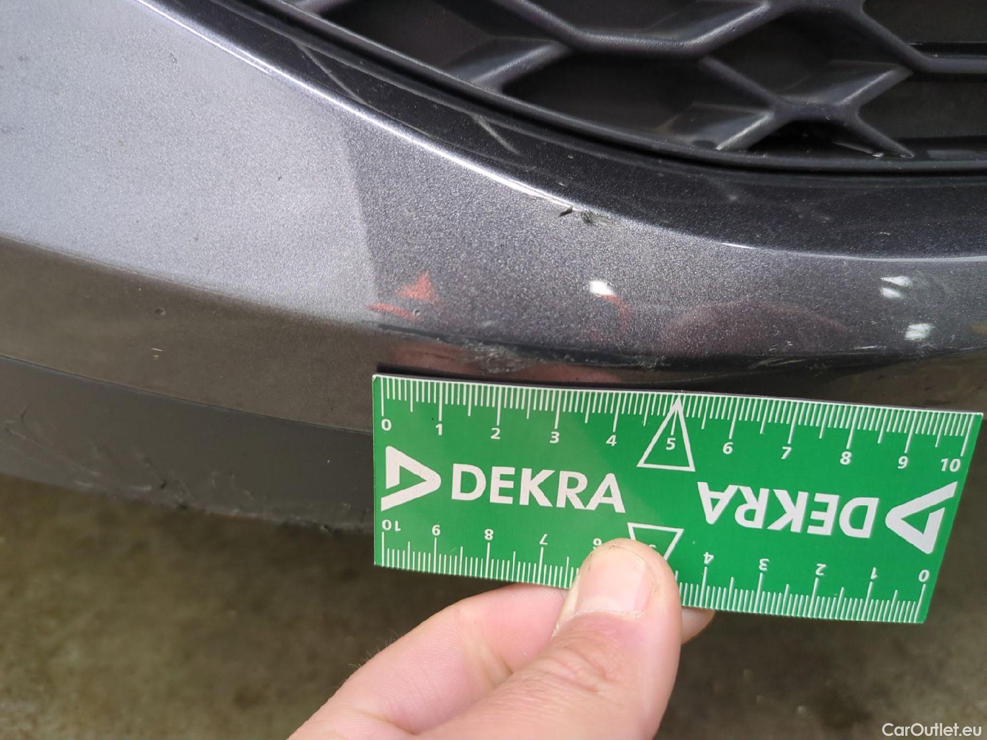  Toyota  C-HR TOYOTA  / 2016 / 5P / SUV 2.0 HYBRIDE 184 DYNAMIC BUSINESS #44