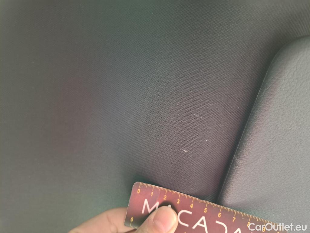  Bmw  Serie 1 BMW Série 1 / 2019 / 5P / Berline 1.5 118I DKG7 Business Design #35