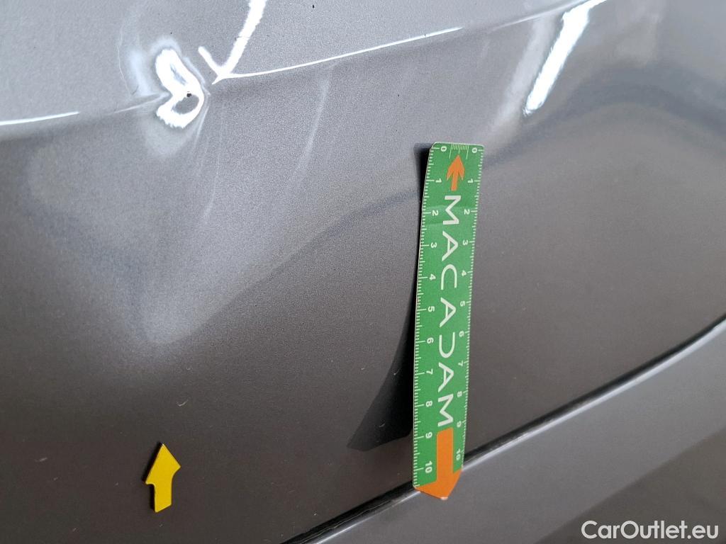  Bmw  Serie 1 BMW Série 1 / 2019 / 5P / Berline 1.5 118I DKG7 Business Design #13