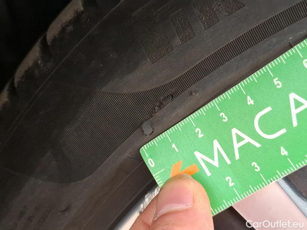  Bmw  Serie 1 BMW Série 1 / 2019 / 5P / Berline 1.5 118I DKG7 Business Design #18