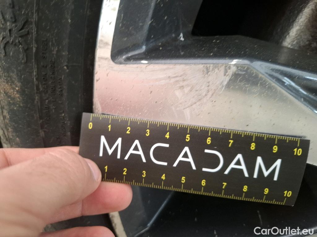  Volkswagen  Tiguan VOLKSWAGEN  Allspace / 2017 / 5P / SUV 2.0 TDI 150 DSG7 Carat Exclusive #43