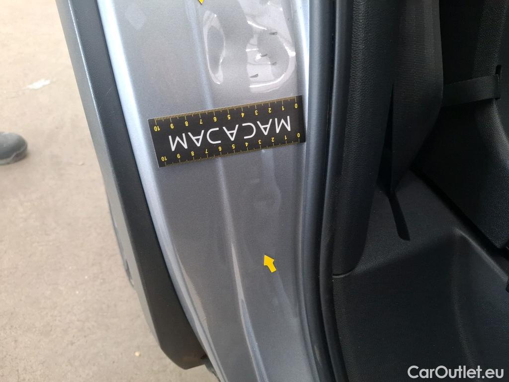  Volkswagen  Tiguan VOLKSWAGEN  Allspace / 2017 / 5P / SUV 2.0 TDI 150 DSG7 Carat Exclusive #29