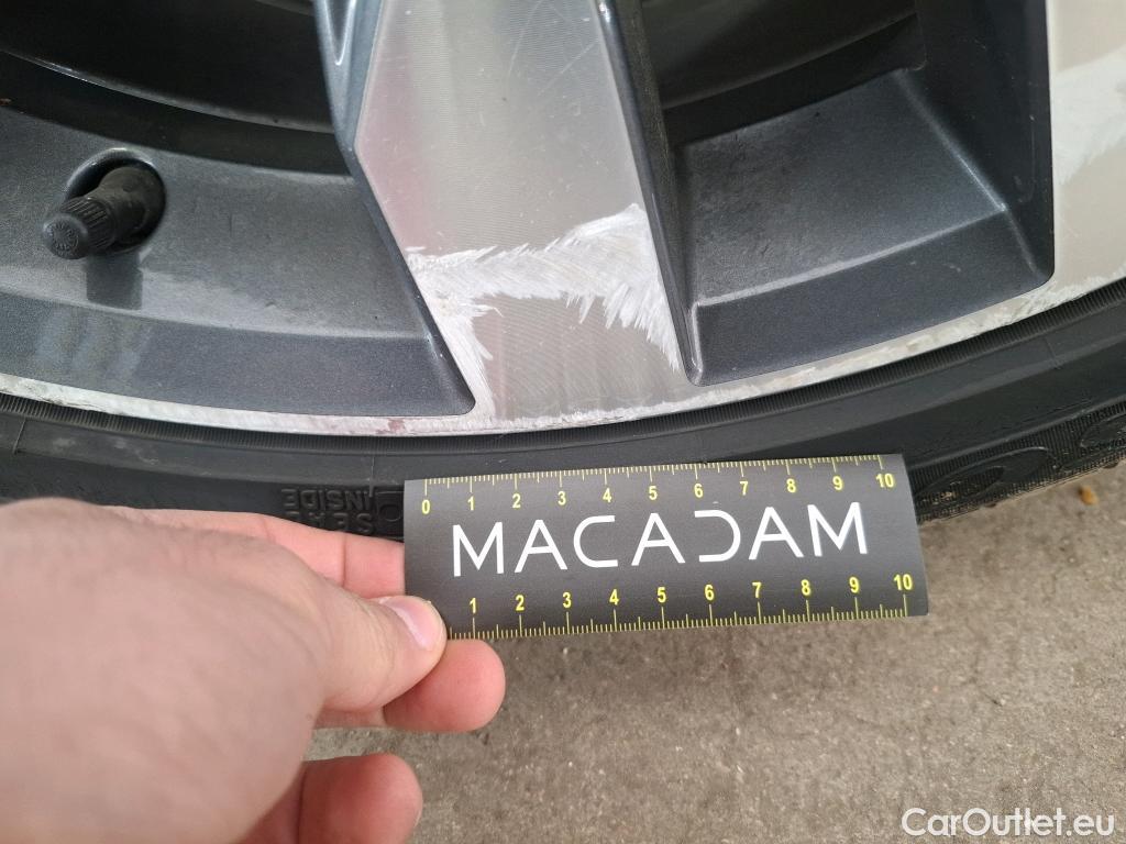  Volkswagen  Tiguan VOLKSWAGEN  Allspace / 2017 / 5P / SUV 2.0 TDI 150 DSG7 Carat Exclusive #65