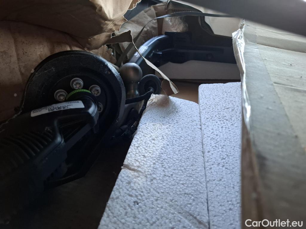  Volkswagen  Tiguan VOLKSWAGEN  Allspace / 2017 / 5P / SUV 2.0 TDI 150 DSG7 Carat Exclusive #92