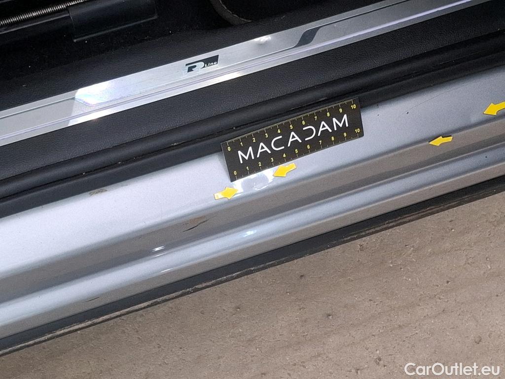  Volkswagen  Tiguan VOLKSWAGEN  Allspace / 2017 / 5P / SUV 2.0 TDI 150 DSG7 Carat Exclusive #85