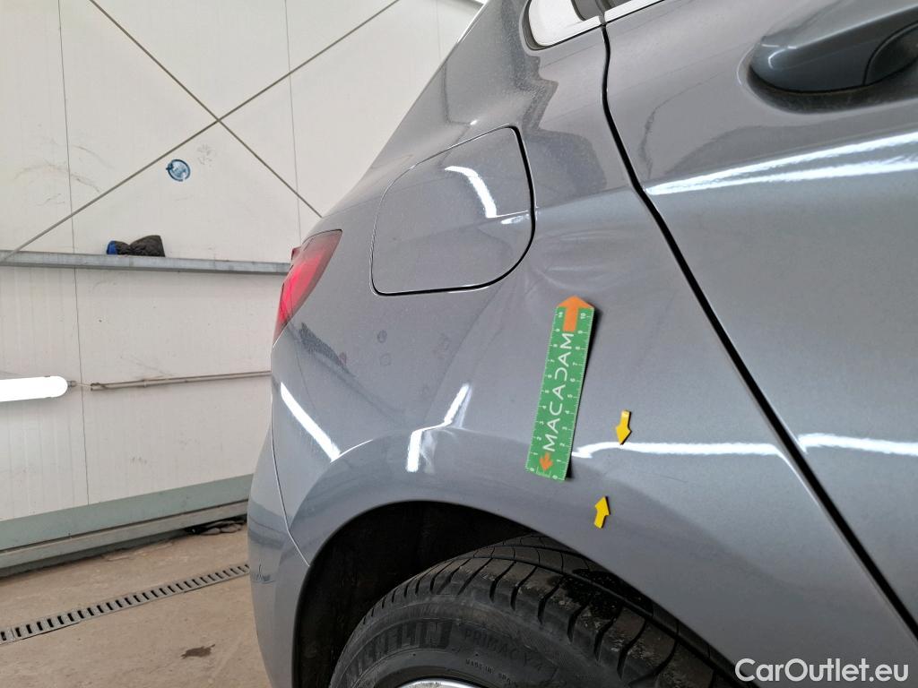  Bmw  Serie 1 BMW Série 1 / 2019 / 5P / Berline 1.5 118I DKG7 Business Design #27