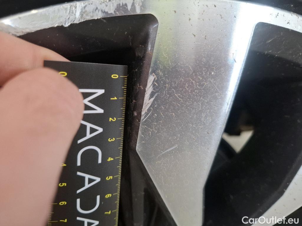  Volkswagen  Tiguan VOLKSWAGEN  Allspace / 2017 / 5P / SUV 2.0 TDI 150 DSG7 Carat Exclusive #48