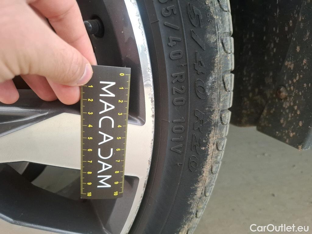  Volkswagen  Tiguan VOLKSWAGEN  Allspace / 2017 / 5P / SUV 2.0 TDI 150 DSG7 Carat Exclusive #41