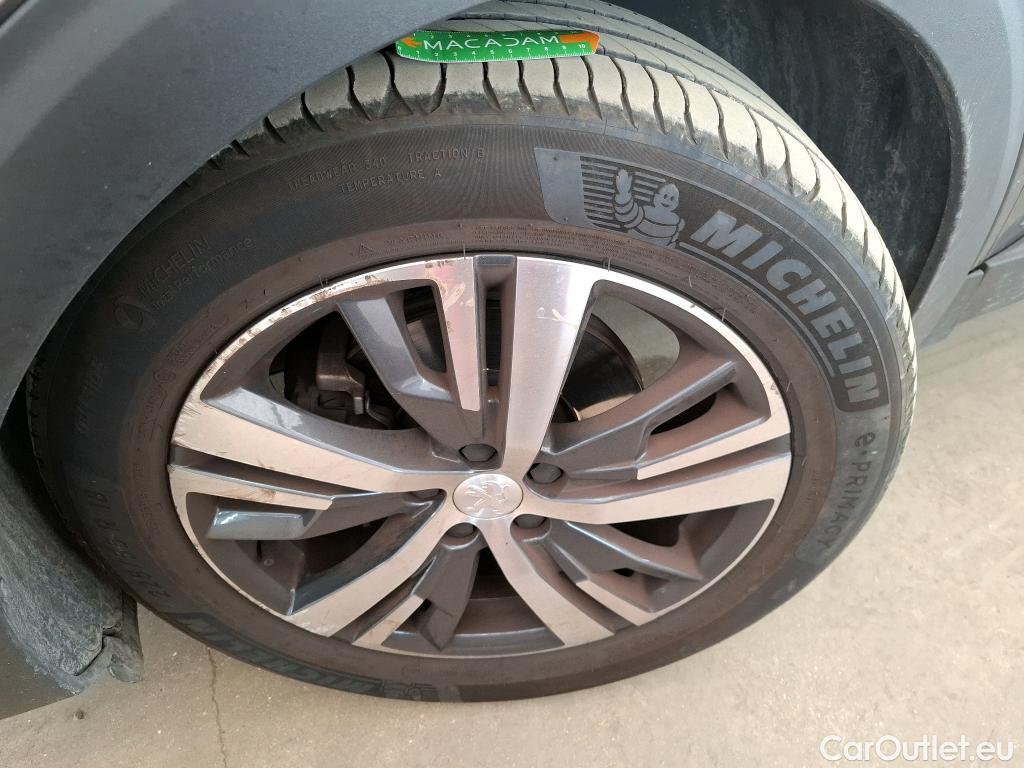  Peugeot  3008  Allure 1.5 HDi 130CV BVA8 E6d #8