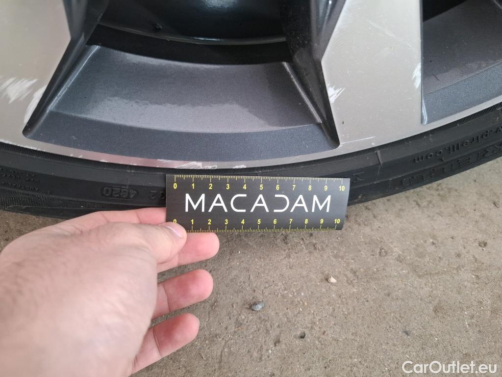  Volkswagen  Tiguan VOLKSWAGEN  Allspace / 2017 / 5P / SUV 2.0 TDI 150 DSG7 Carat Exclusive #52