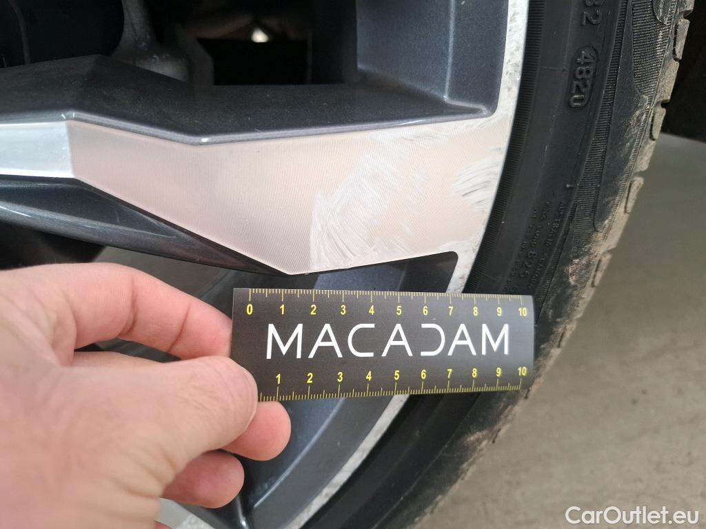  Volkswagen  Tiguan VOLKSWAGEN  Allspace / 2017 / 5P / SUV 2.0 TDI 150 DSG7 Carat Exclusive #62