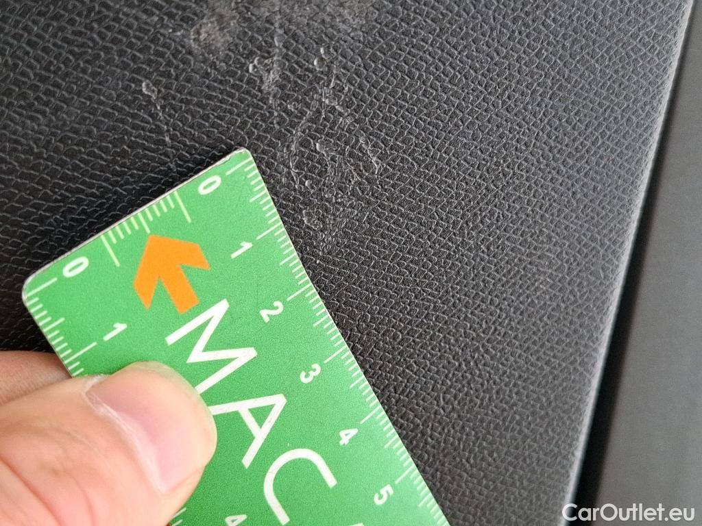  Peugeot  3008  Allure 1.5 HDi 130CV BVA8 E6d #45