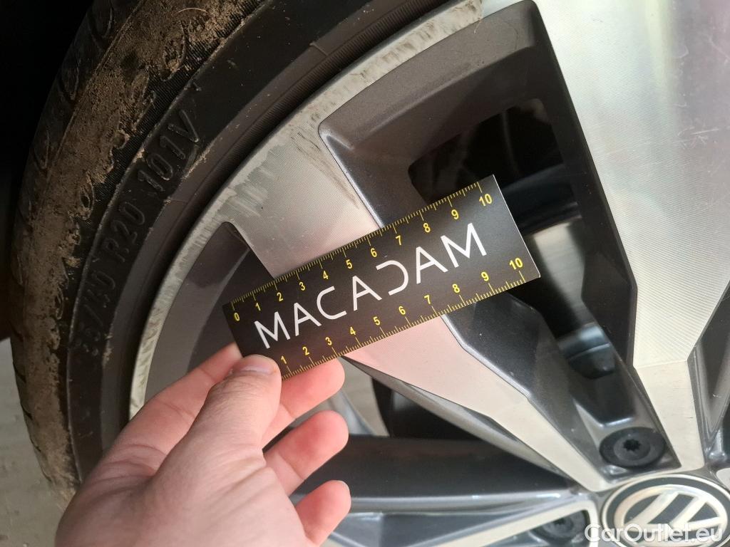  Volkswagen  Tiguan VOLKSWAGEN  Allspace / 2017 / 5P / SUV 2.0 TDI 150 DSG7 Carat Exclusive #80