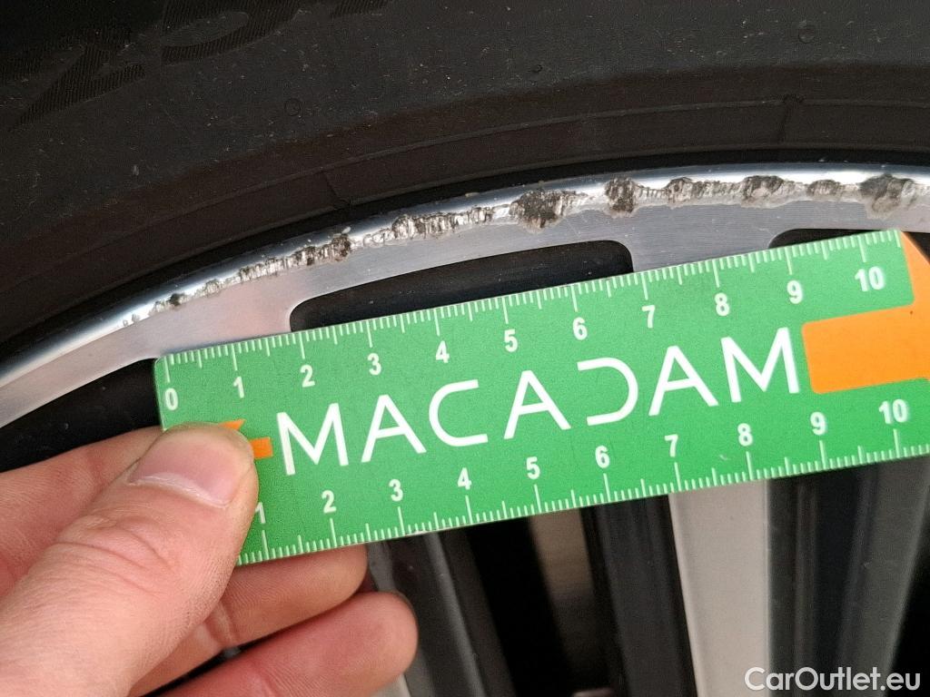  Bmw  Serie 1 BMW Série 1 / 2019 / 5P / Berline 1.5 118I DKG7 Business Design #25