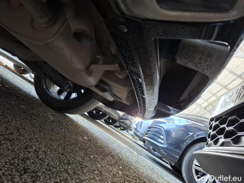  Volkswagen  Tiguan VOLKSWAGEN  Allspace / 2017 / 5P / SUV 2.0 TDI 150 DSG7 Carat Exclusive #95