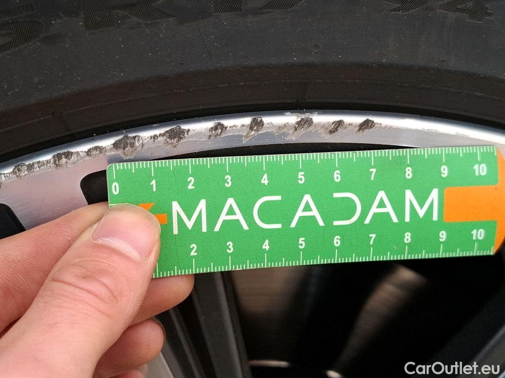  Bmw  Serie 1 BMW Série 1 / 2019 / 5P / Berline 1.5 118I DKG7 Business Design #26