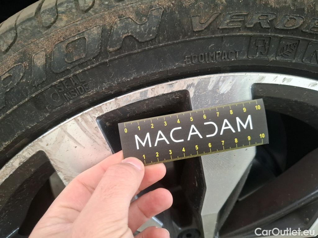  Volkswagen  Tiguan VOLKSWAGEN  Allspace / 2017 / 5P / SUV 2.0 TDI 150 DSG7 Carat Exclusive #38