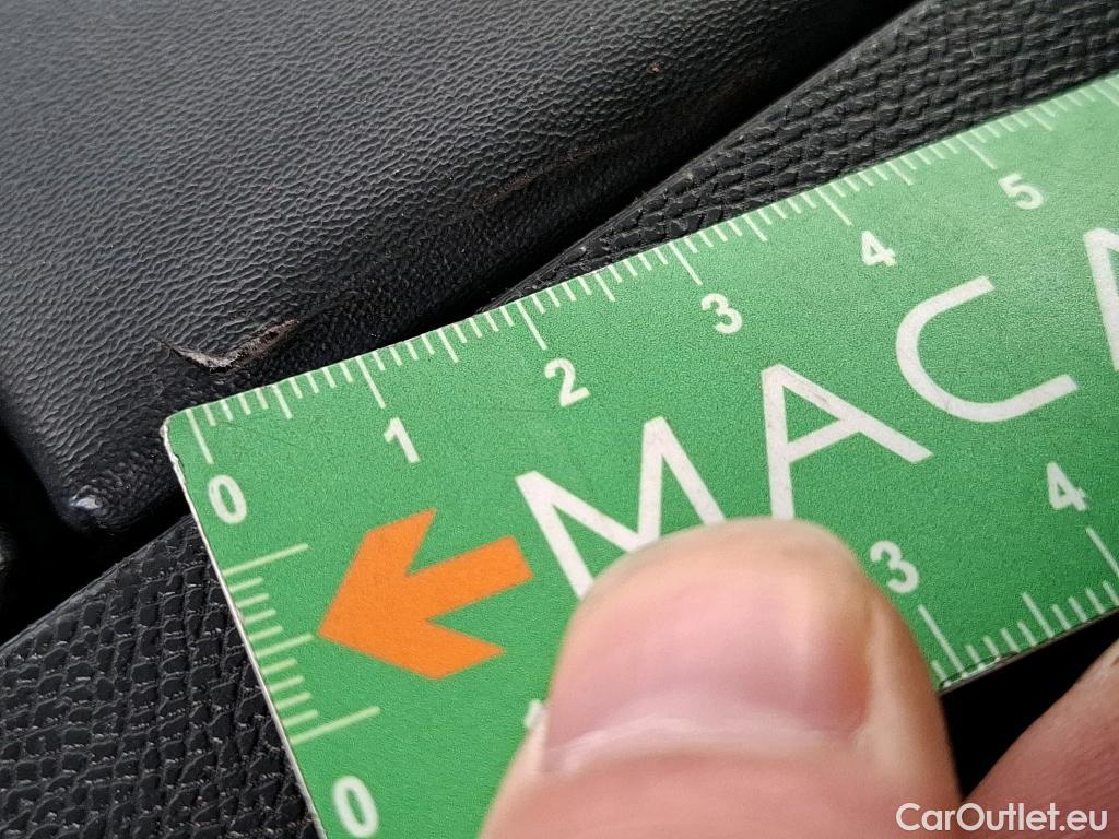  Peugeot  3008  Allure 1.5 HDi 130CV BVA8 E6d #17