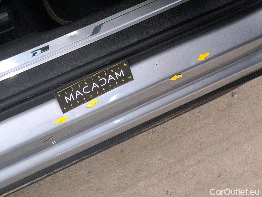  Volkswagen  Tiguan VOLKSWAGEN  Allspace / 2017 / 5P / SUV 2.0 TDI 150 DSG7 Carat Exclusive #86