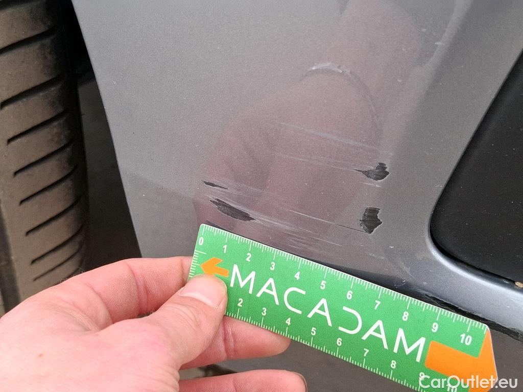  Bmw  Serie 1 BMW Série 1 / 2019 / 5P / Berline 1.5 118I DKG7 Business Design #16