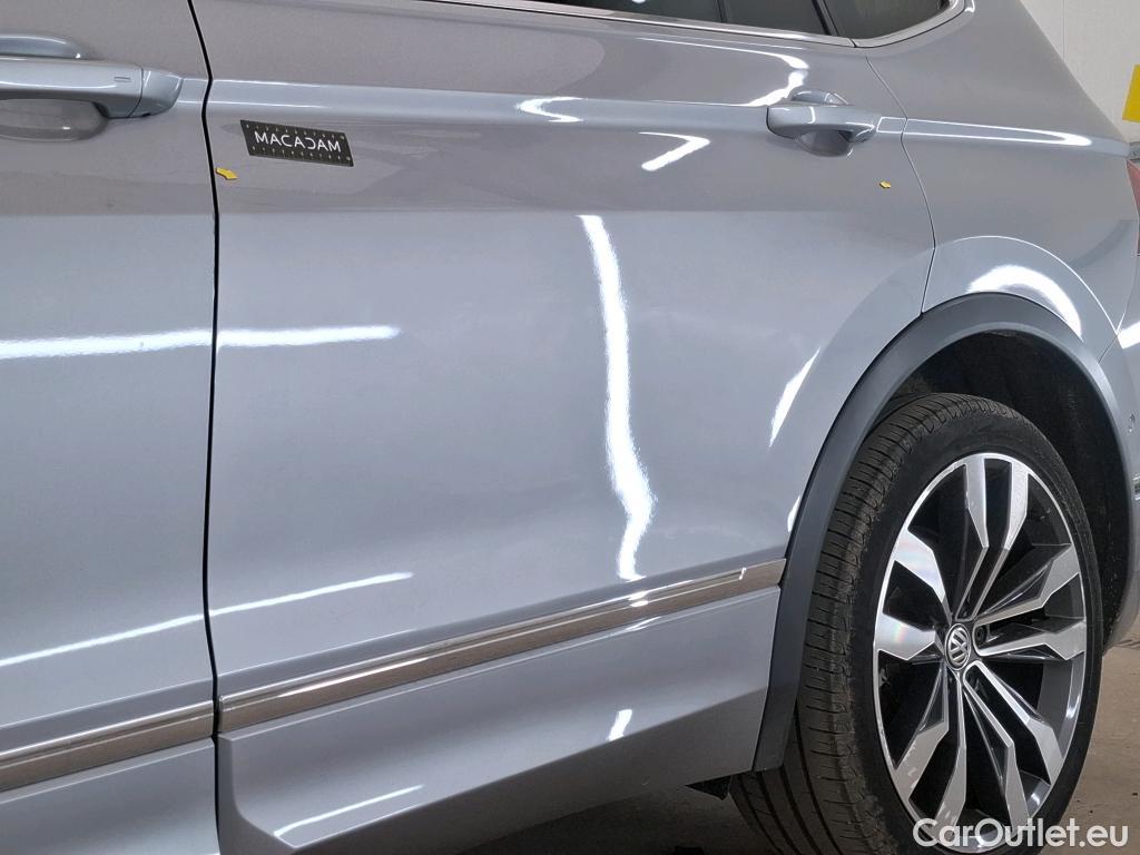  Volkswagen  Tiguan VOLKSWAGEN  Allspace / 2017 / 5P / SUV 2.0 TDI 150 DSG7 Carat Exclusive #18