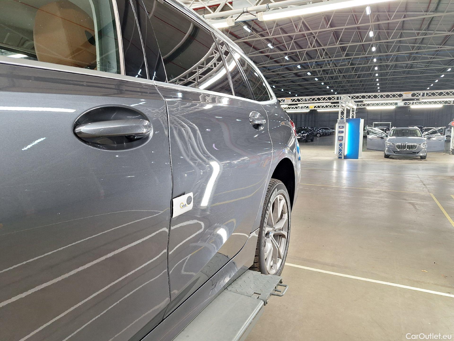  Bmw  Serie 3 BMW, 3-serie Touring '18, BMW 3 Reeks Touring 318dA (100 kW) 5d #10