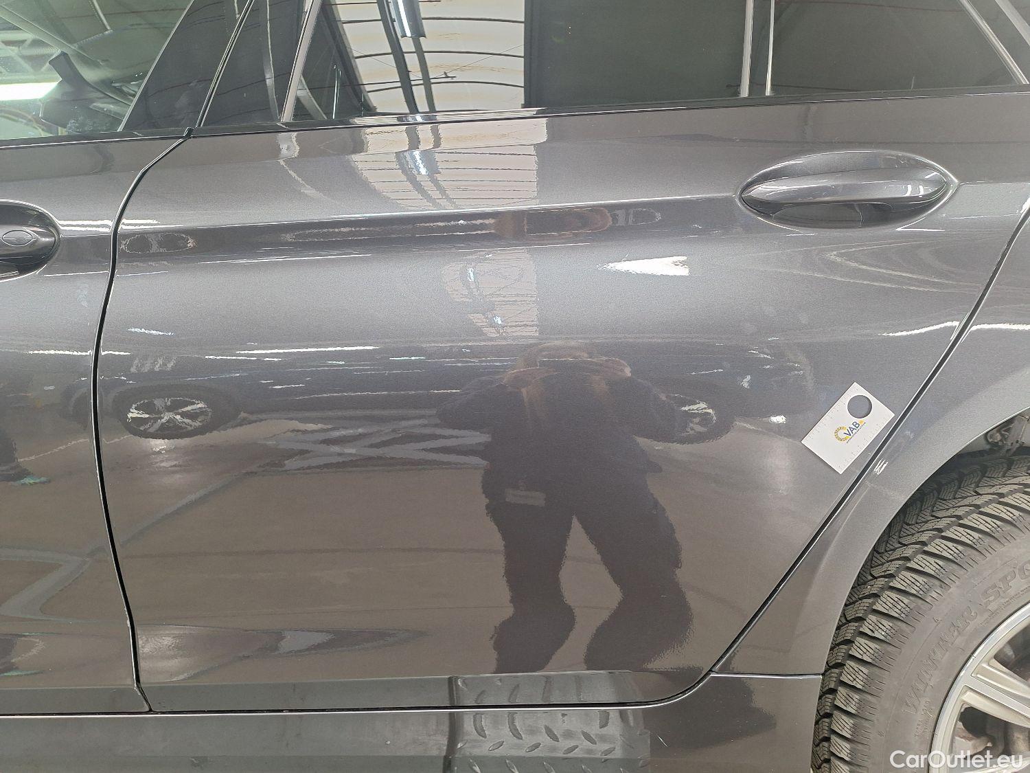  Bmw  Serie 5 BMW, 5-serie To FL'20, BMW 5 Reeks Touring 518d Aut. (100 kW) 5d #75