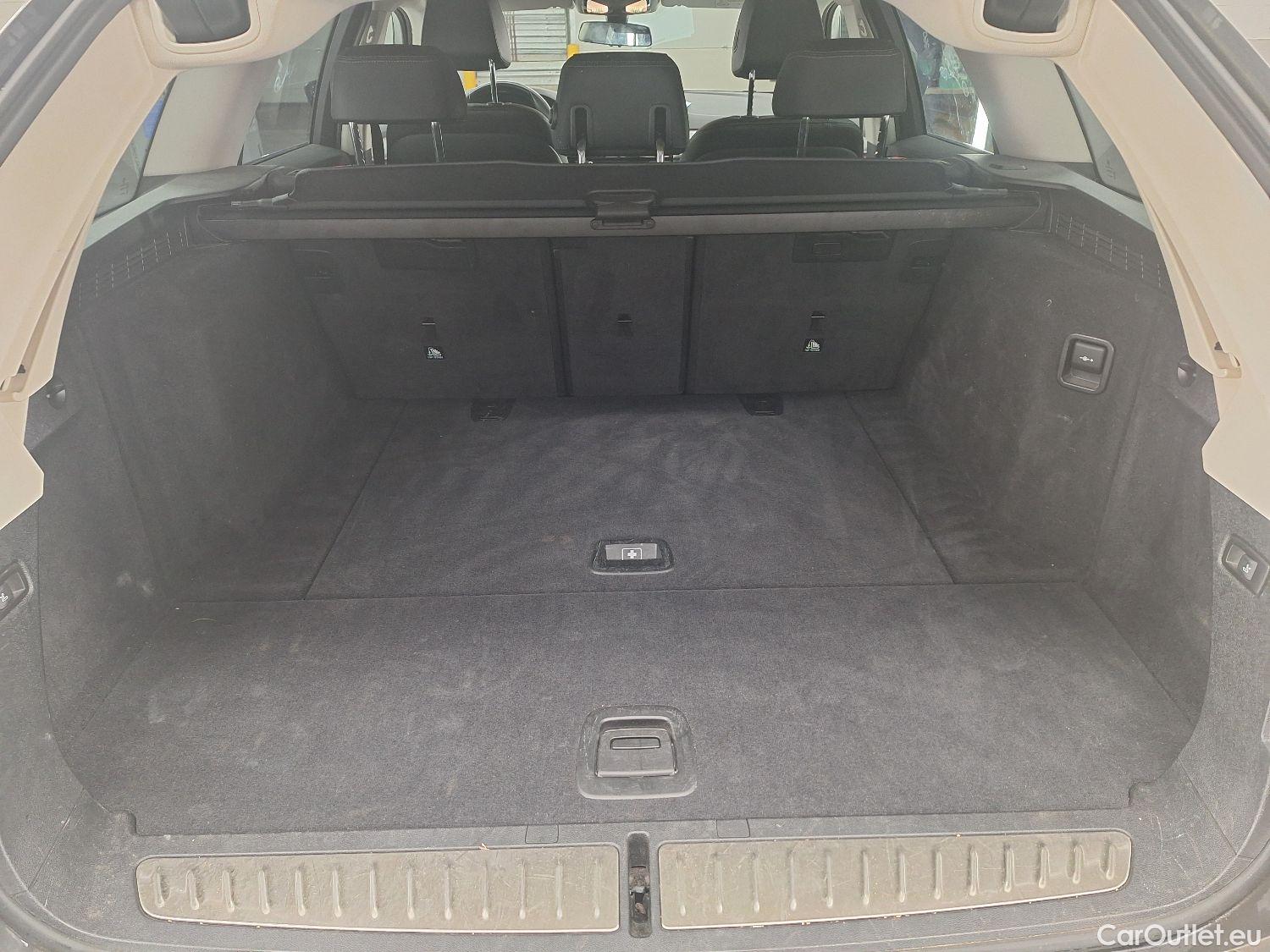  Bmw  Serie 5 BMW, 5-serie To FL'20, BMW 5 Reeks Touring 518d Aut. (100 kW) 5d #34