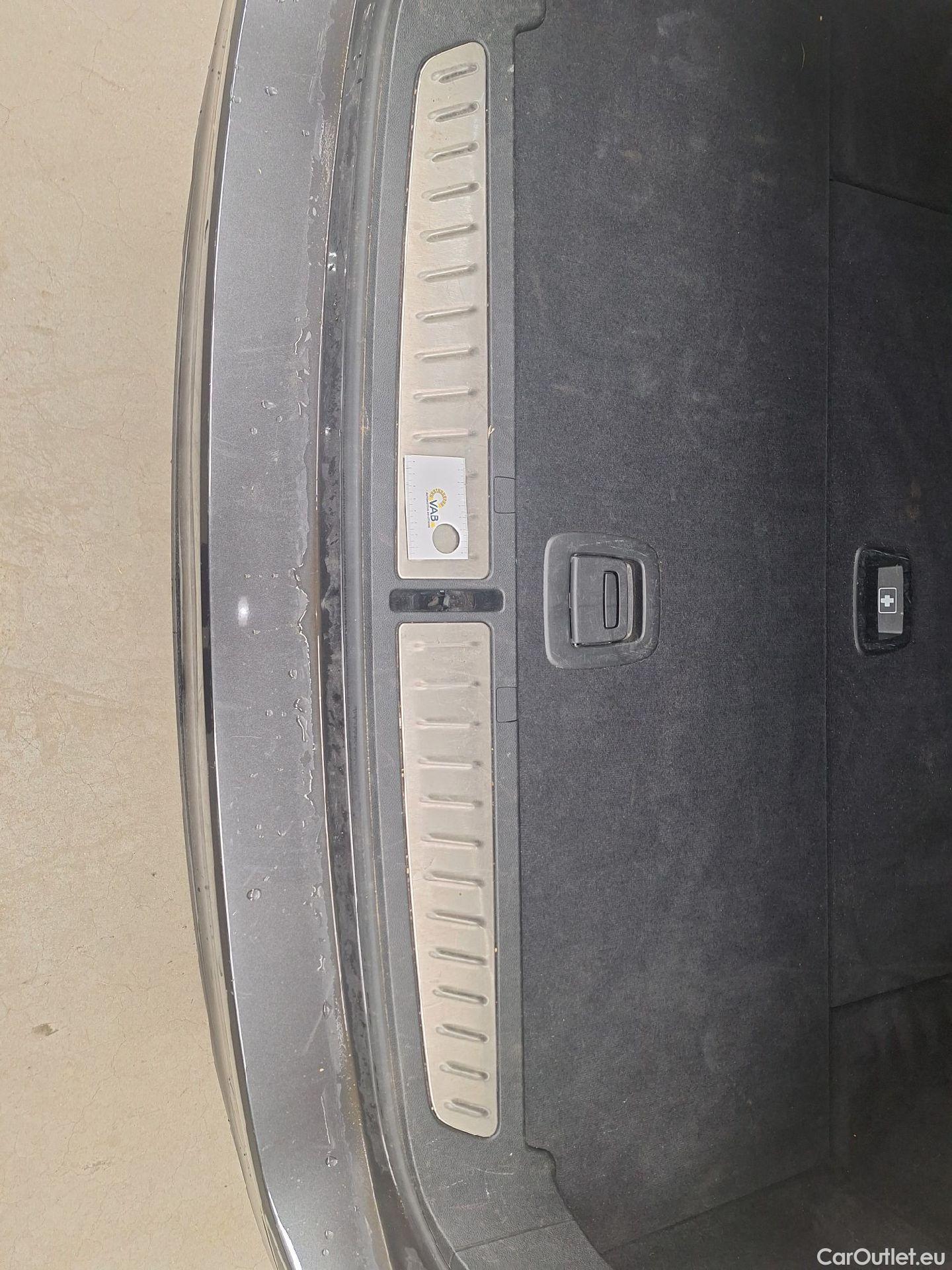  Bmw  Serie 5 BMW, 5-serie To FL'20, BMW 5 Reeks Touring 518d Aut. (100 kW) 5d #40