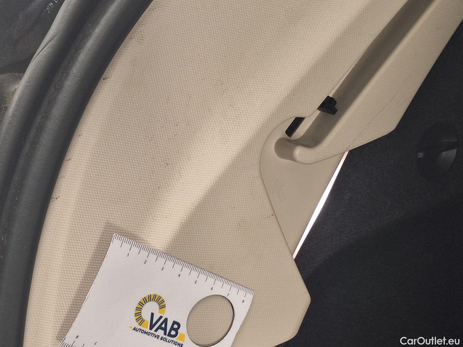  Bmw  Serie 5 BMW, 5-serie To FL'20, BMW 5 Reeks Touring 518d Aut. (100 kW) 5d #37