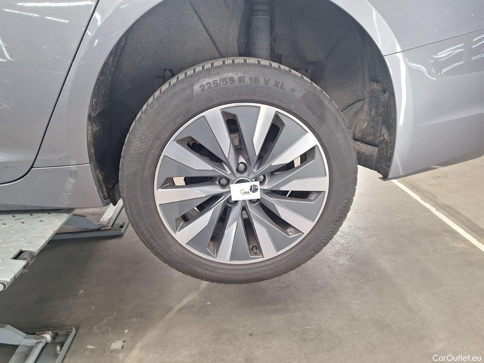  Audi  A6 Audi,  Avant '18, Audi  Avant Business Edition 35 TDI S tronic 5d #38