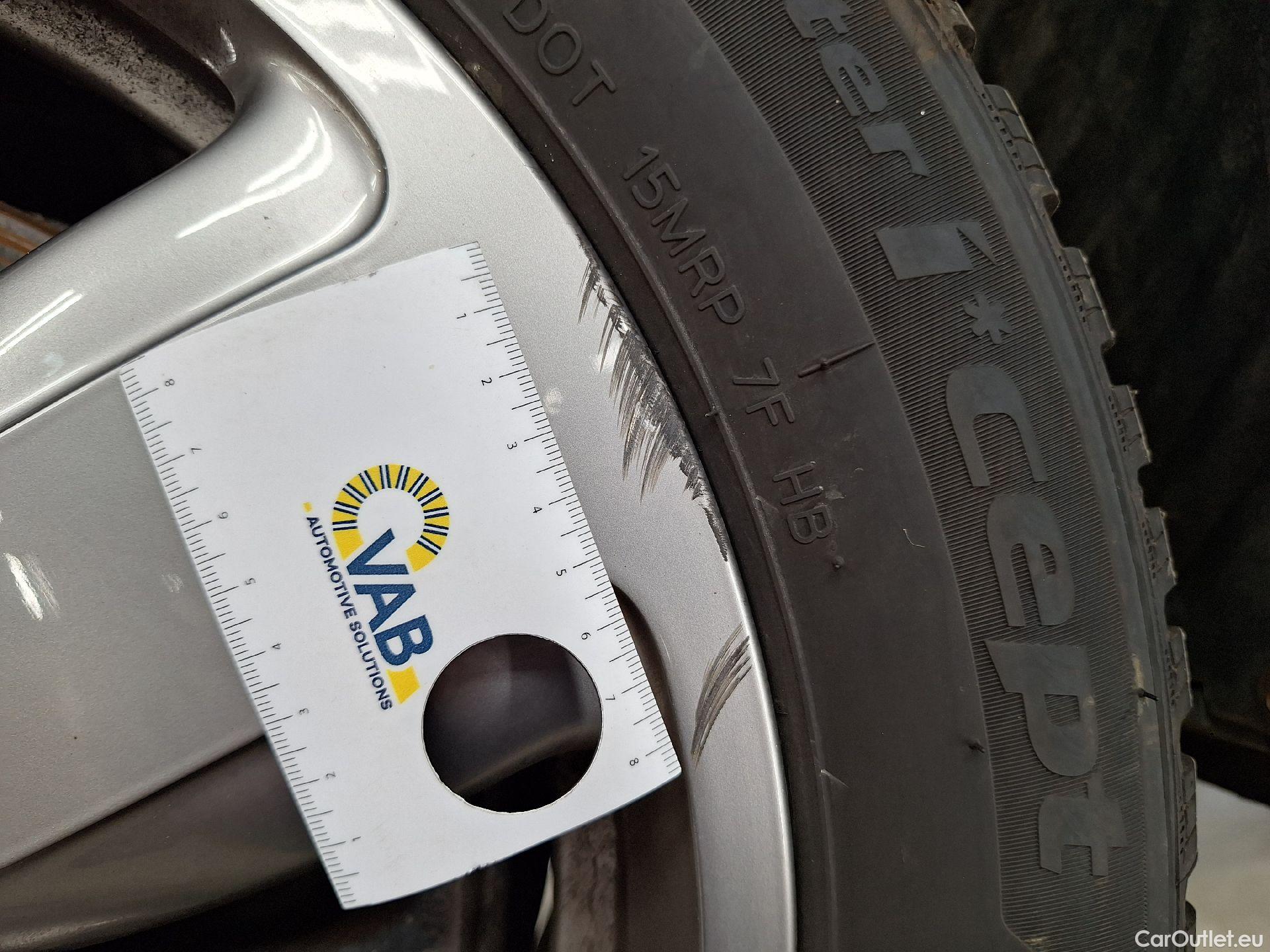  Bmw  Serie 1 BMW, 1-serie '19, BMW 1 Reeks Hatch 116d (85 kW) 5d #41