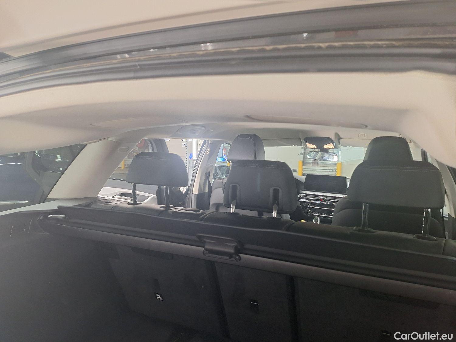  Bmw  Serie 5 BMW, 5-serie To FL'20, BMW 5 Reeks Touring 518d Aut. (100 kW) 5d #53