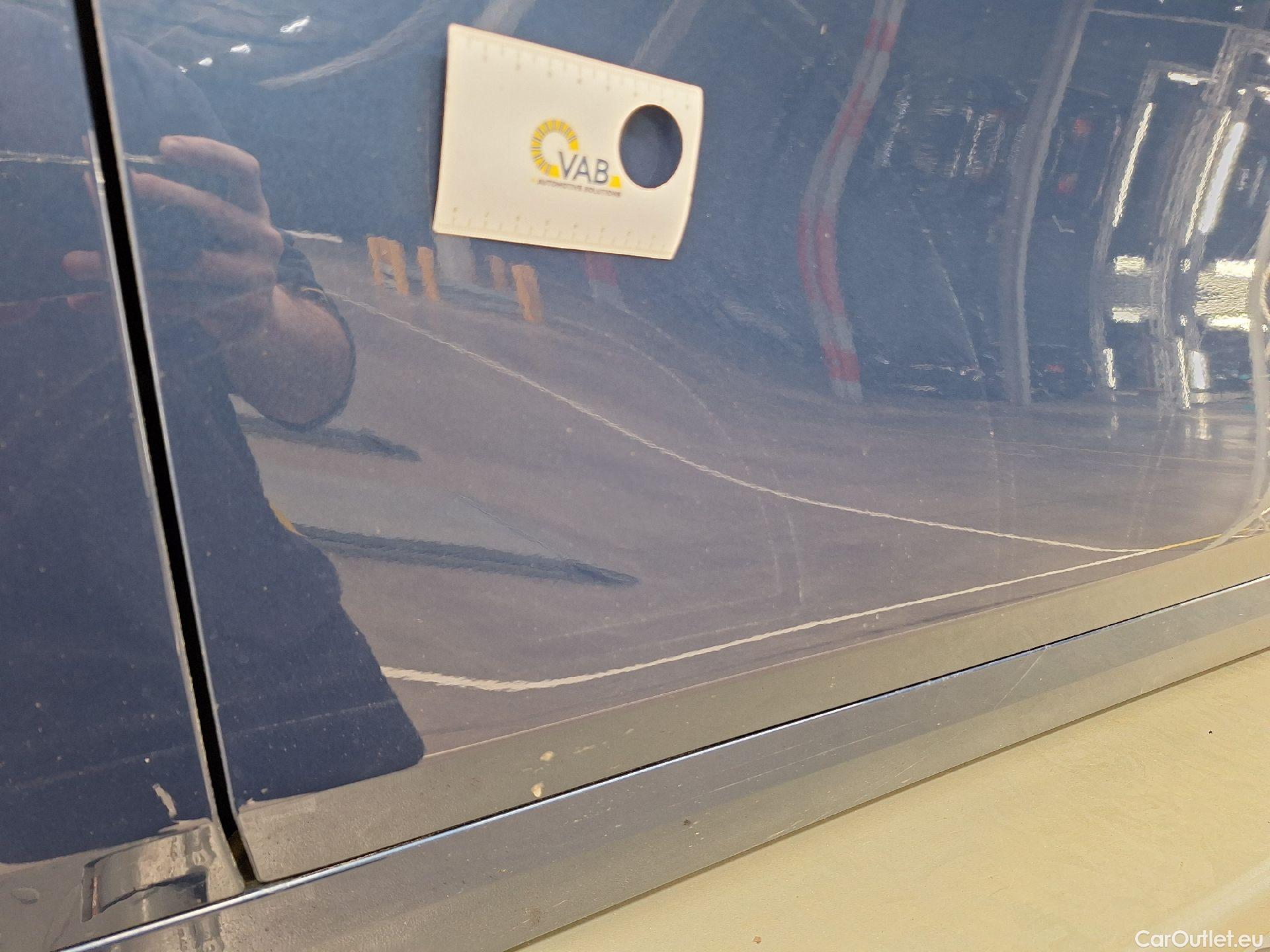  Bmw  Serie 1 BMW, 1-serie '19, BMW 1 Reeks Hatch 116d (85 kW) 5d #16