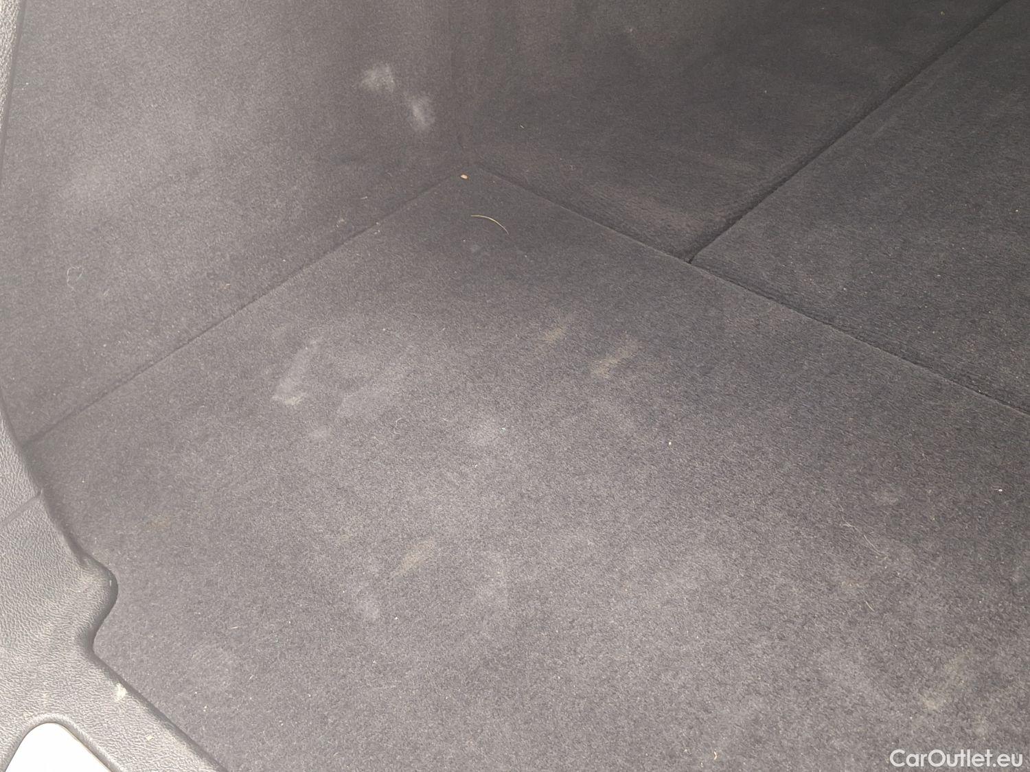  Bmw  Serie 5 BMW, 5-serie To FL'20, BMW 5 Reeks Touring 518d Aut. (100 kW) 5d #35