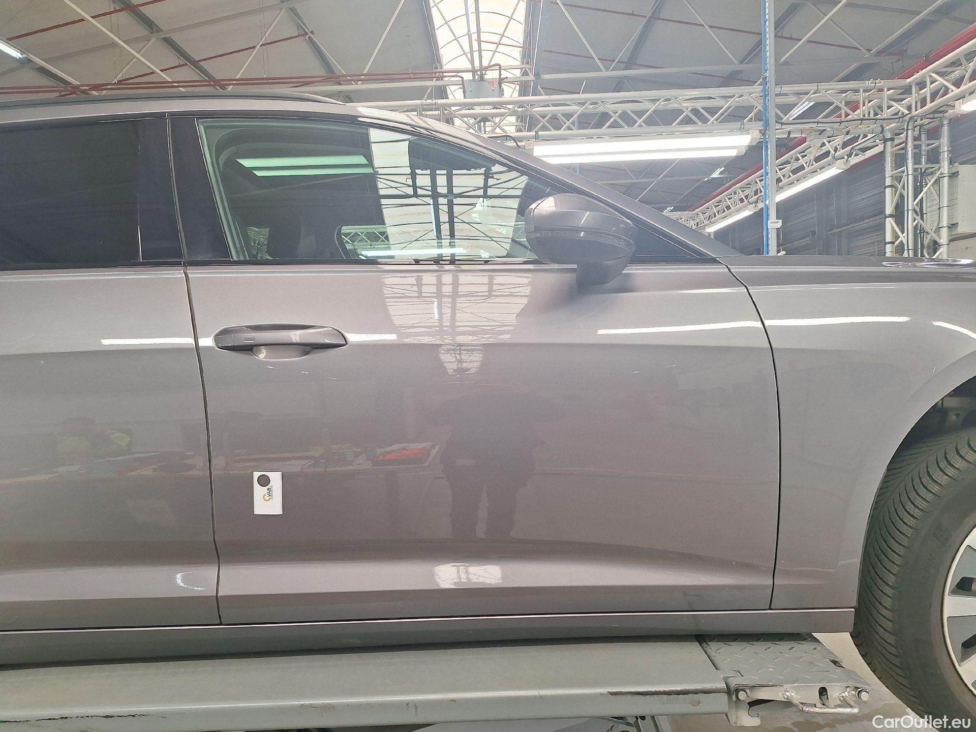  Audi  A6 Audi,  Avant '18, Audi  Avant Business Edition 35 TDI S tronic 5d #55