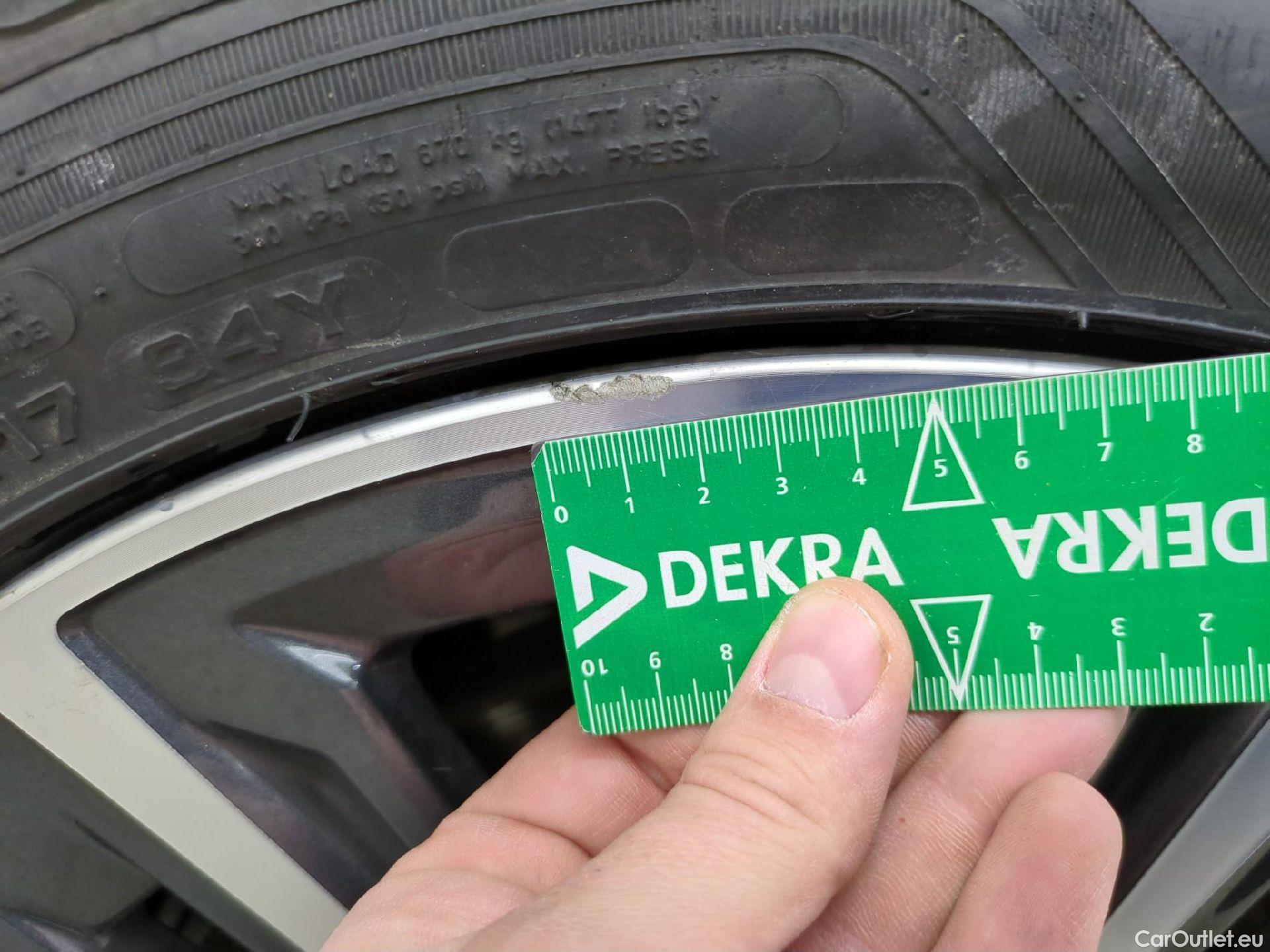  Bmw  Serie 1 1 Berline 116 d Business Design 1.5 115CV BVA7 E6d #11