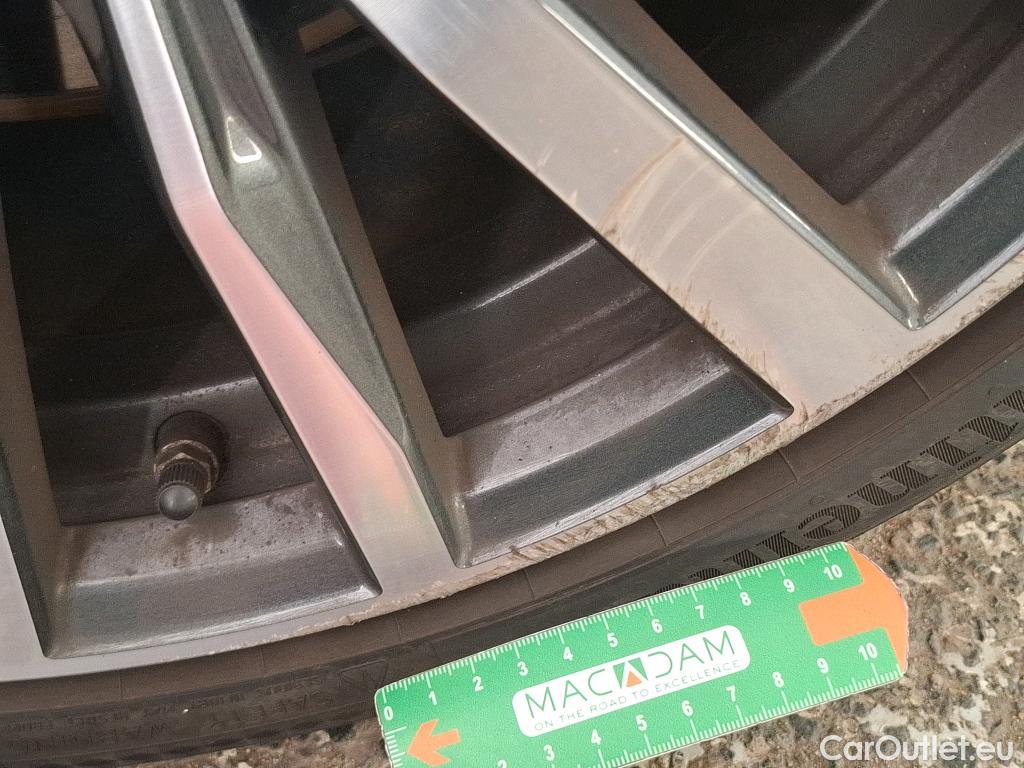  Bmw  Serie 2 BMW Série 2 Gran Coupé / 2019 / 4P / Berline 218D Business Design #21