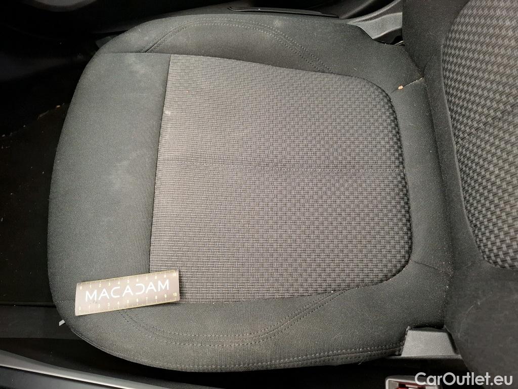  Bmw  Serie 1 BMW Série 1 / 2019 / 5P / Berline 116i DKG7 Business Design / VO RECONDITIONNE - PHOTOS AVANT RECONDITIONNEMENT #6