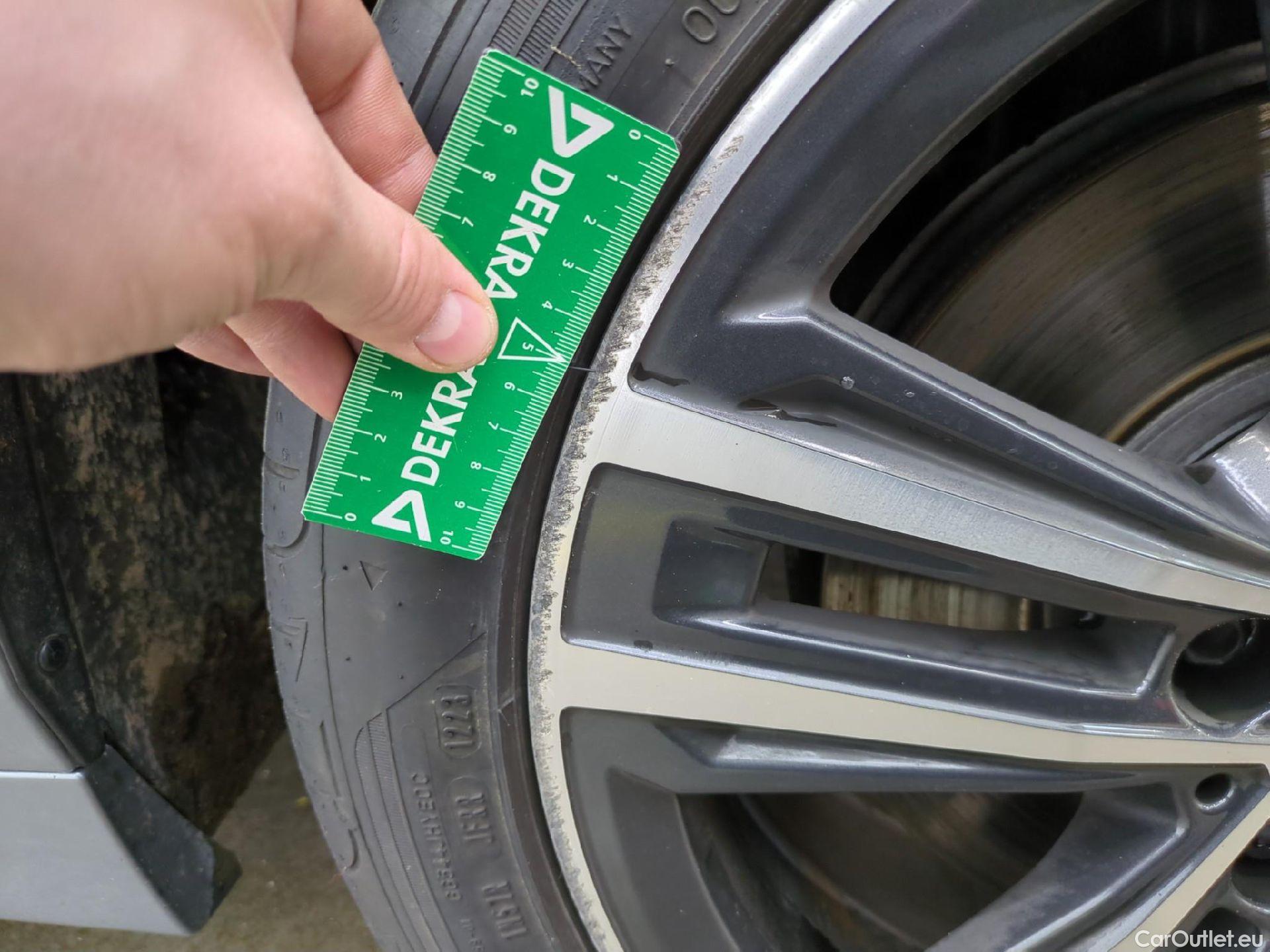  Bmw  Serie 1 1 Berline 116 d Business Design 1.5 115CV BVA7 E6d #7