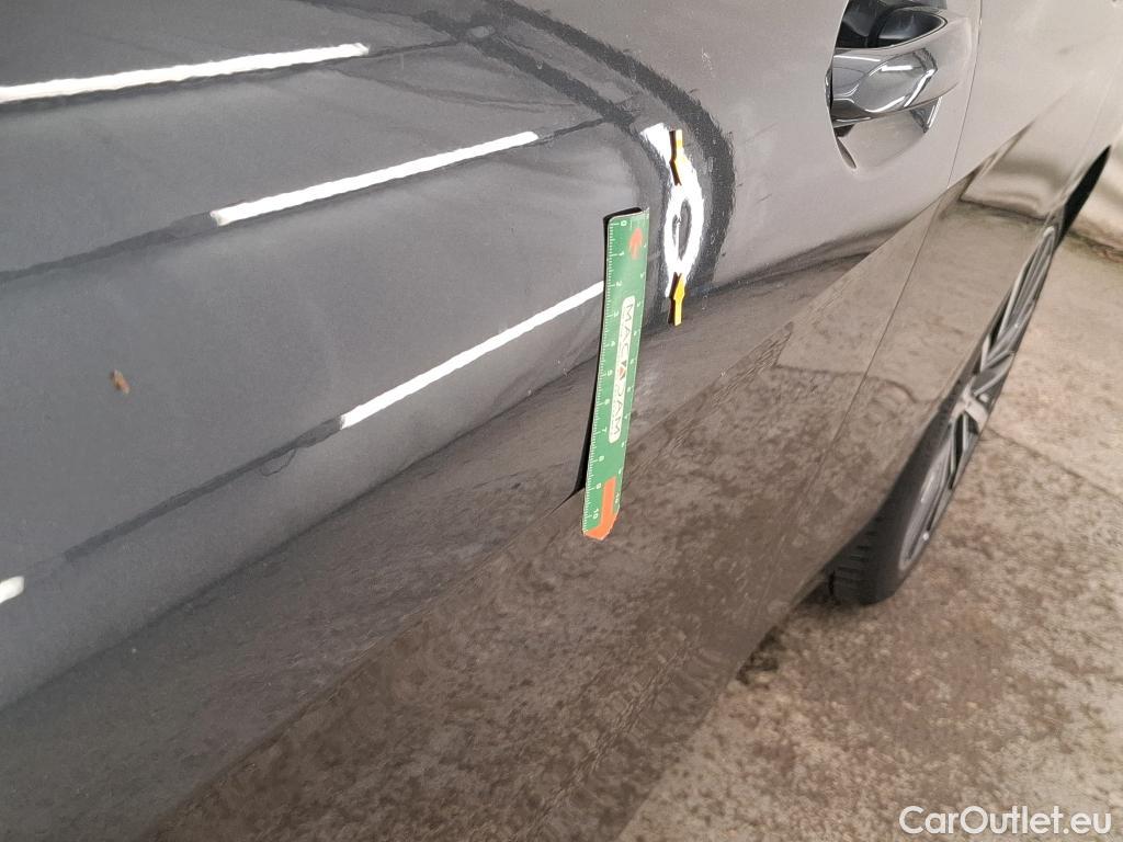  Bmw  Serie 2 BMW Série 2 Gran Coupé / 2019 / 4P / Berline 218D Business Design #30