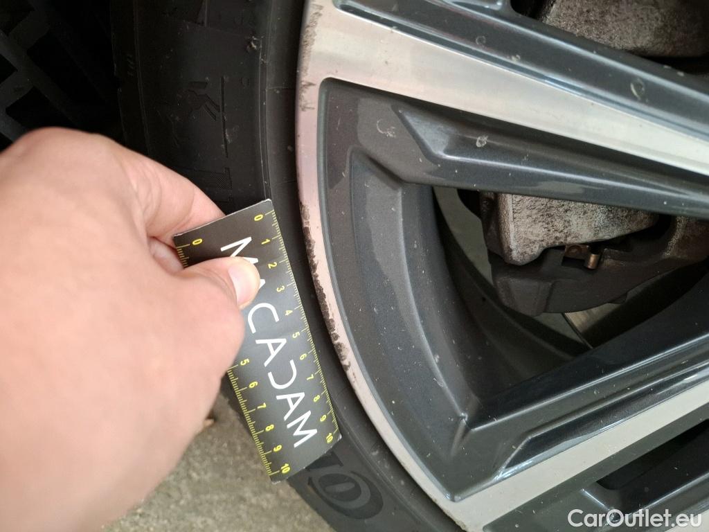  Bmw  Serie 1 BMW Série 1 / 2019 / 5P / Berline 116i DKG7 Business Design / VO RECONDITIONNE - PHOTOS AVANT RECONDITIONNEMENT #3