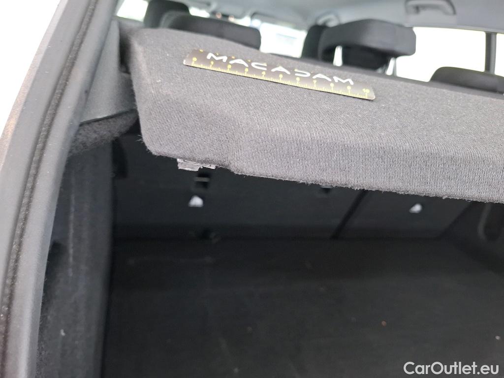  Bmw  Serie 1 BMW Série 1 / 2019 / 5P / Berline 116i DKG7 Business Design / VO RECONDITIONNE - PHOTOS AVANT RECONDITIONNEMENT #11