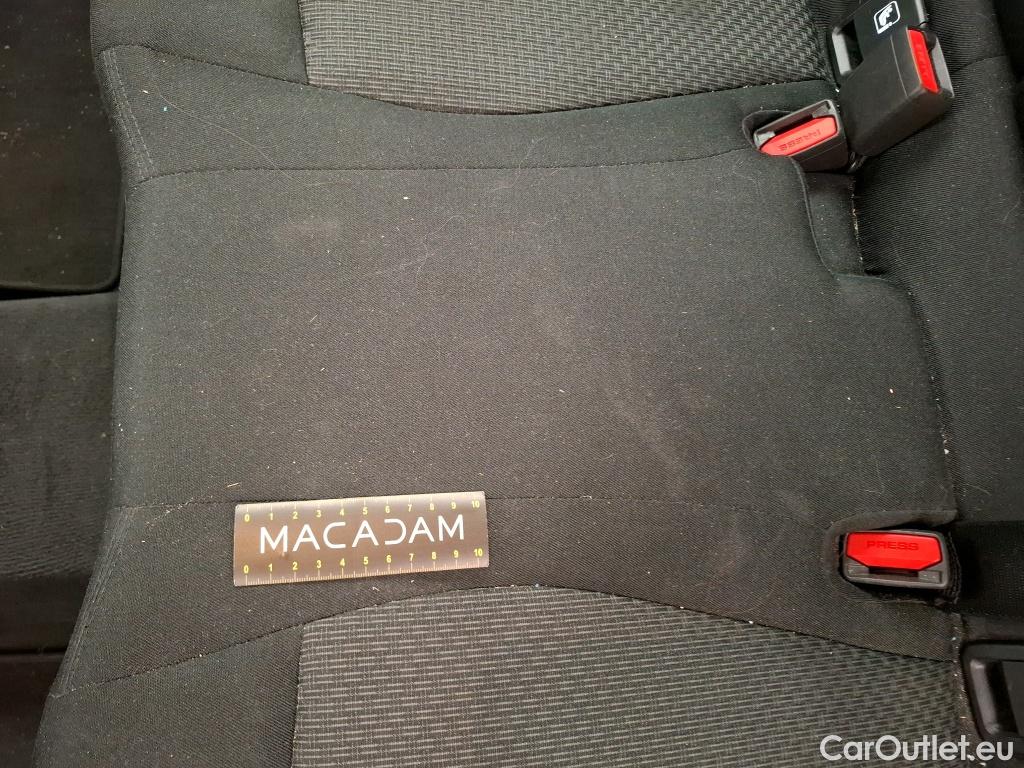  Bmw  Serie 1 BMW Série 1 / 2019 / 5P / Berline 116i DKG7 Business Design / VO RECONDITIONNE - PHOTOS AVANT RECONDITIONNEMENT #9