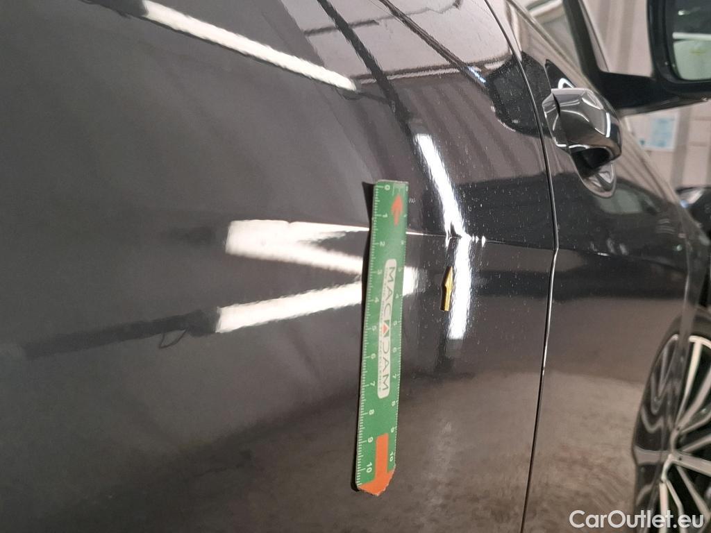  Bmw  Serie 2 BMW Série 2 Gran Coupé / 2019 / 4P / Berline 218D Business Design #4