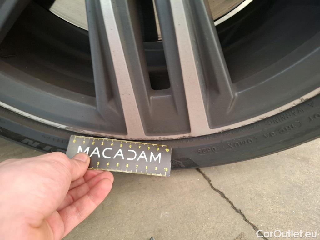  Bmw  Serie 1 BMW Série 1 / 2019 / 5P / Berline 1.5 118I DKG7 Business Design #25