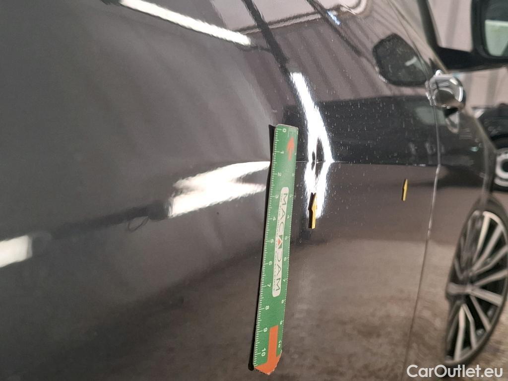  Bmw  Serie 2 BMW Série 2 Gran Coupé / 2019 / 4P / Berline 218D Business Design #3