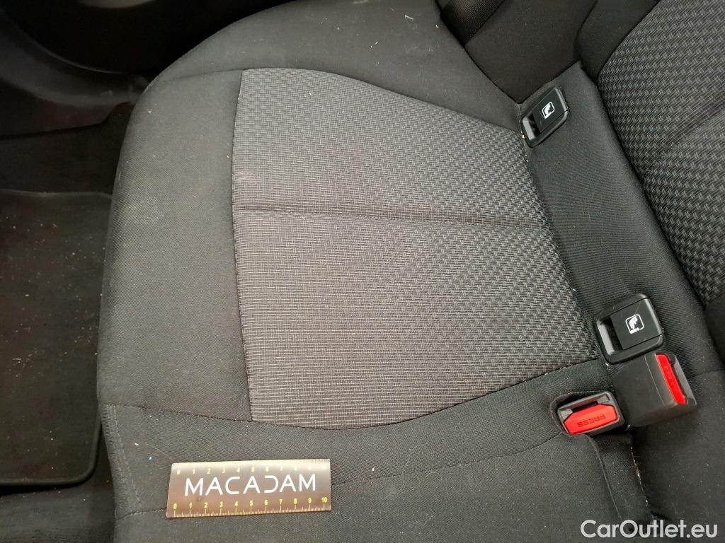  Bmw  Serie 1 BMW Série 1 / 2019 / 5P / Berline 116i DKG7 Business Design / VO RECONDITIONNE - PHOTOS AVANT RECONDITIONNEMENT #10