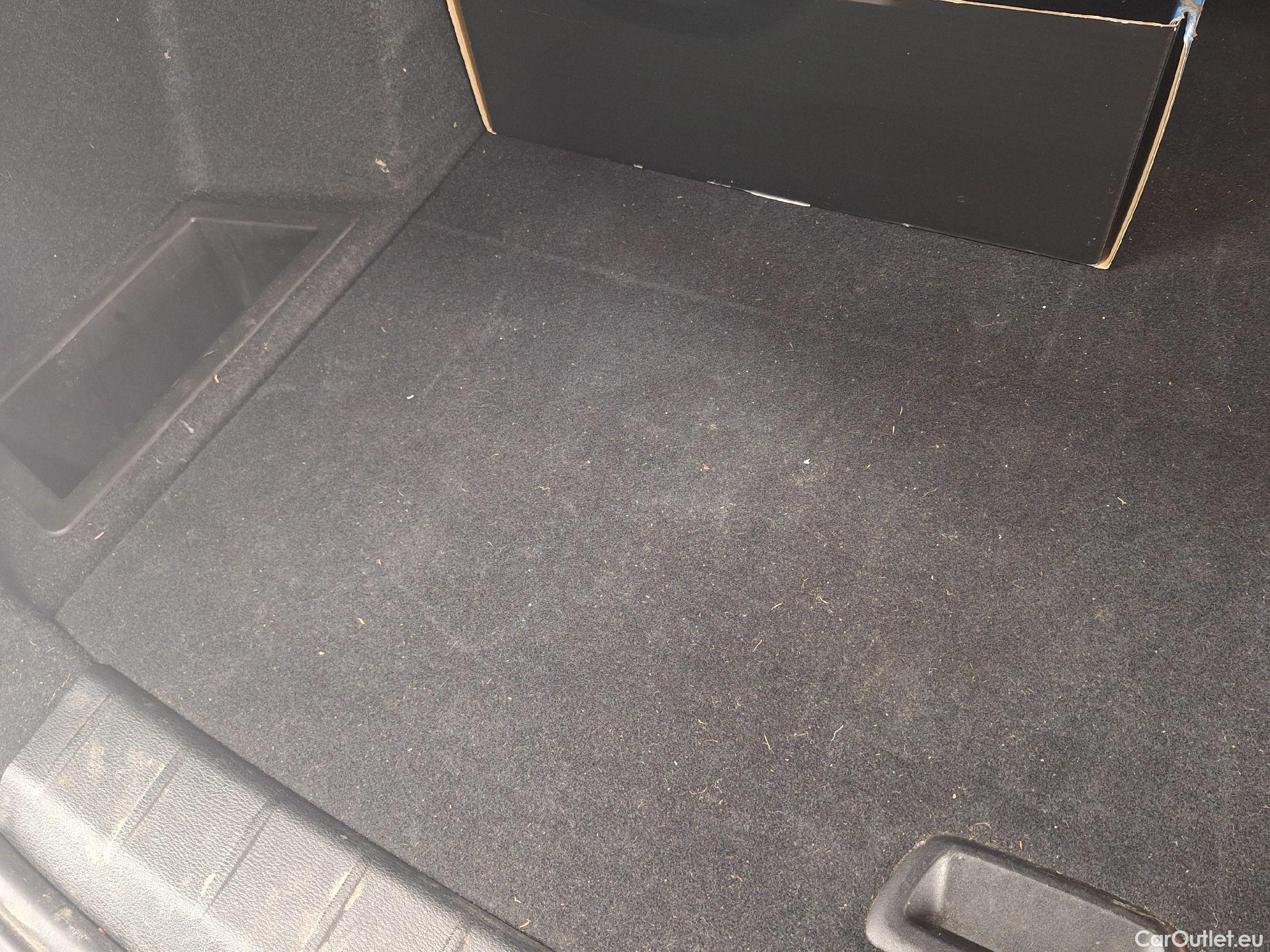  Bmw  X1 BMW,  FL'19 PHEV, BMW  xDrive25e (162 kW) 5d #24