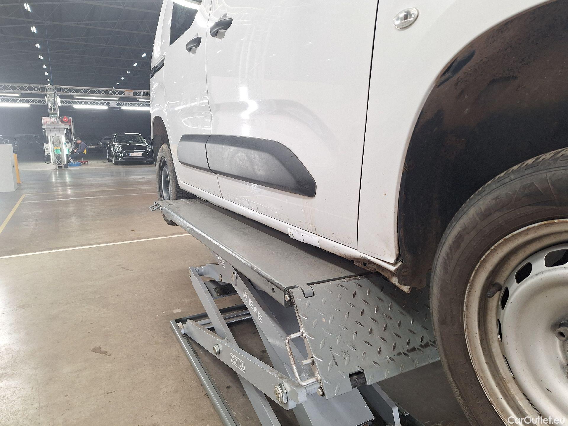  Citroen  Berlingo Citroën, _ '18, Citroën  M Light 1.5 BlueHDi 100 S&S MAN6  #88